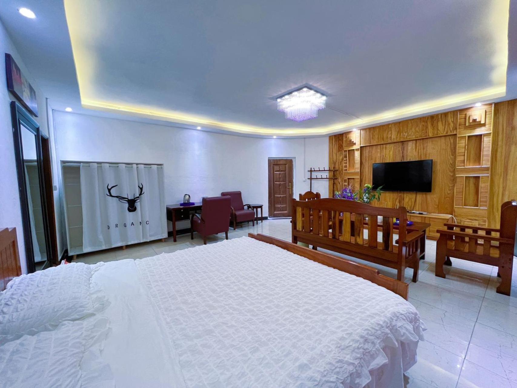 Grand Leone Hotel Φρίταουν Εξωτερικό φωτογραφία